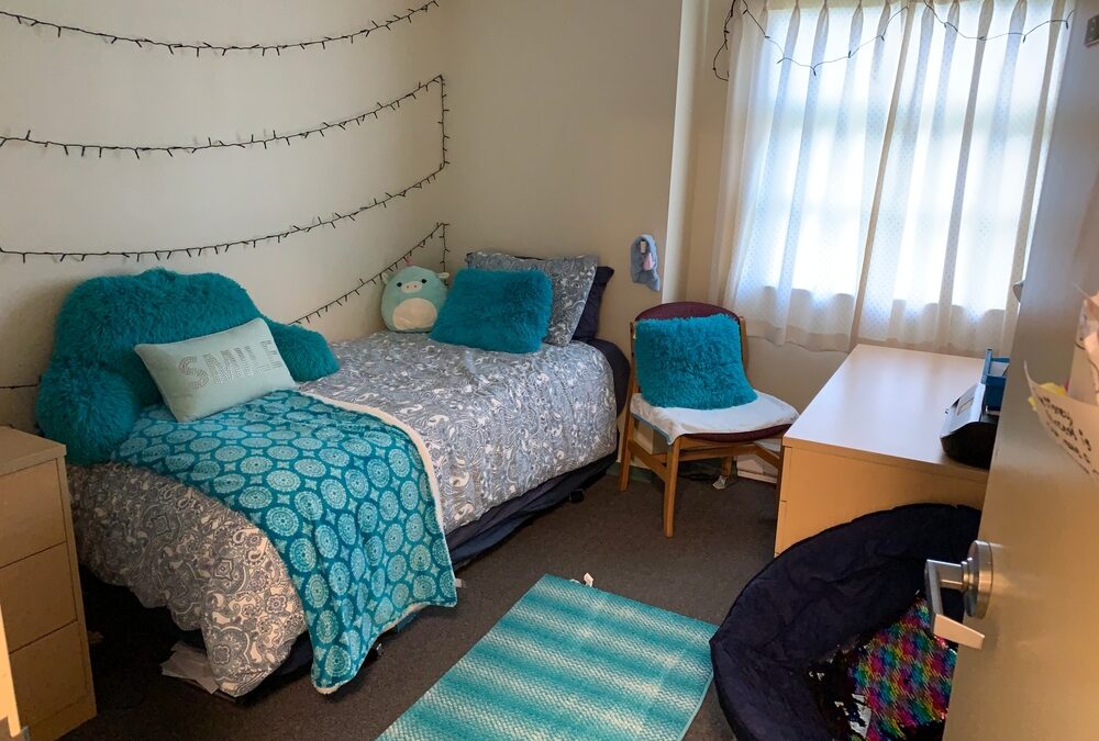 Move-In Day Without the Sweat: How to Skip the Elevator Lines and Walk Into a Pre-Delivered Room